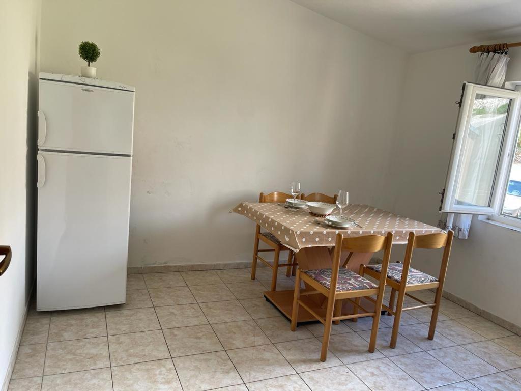 Apartments Puntica Metajna Extérieur photo